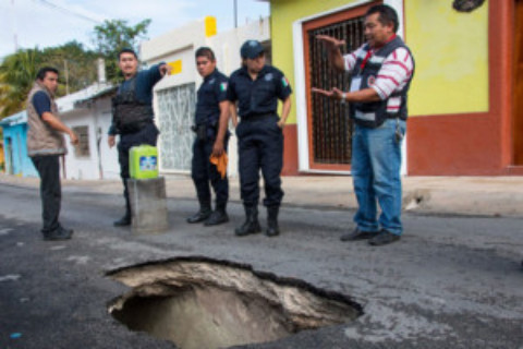 Sinkhole Discovered in Downtown Cozumel