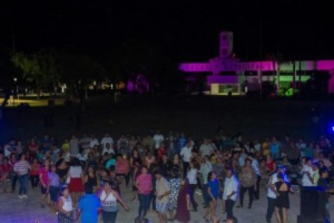 Cozumel Dancing “Una Cana al Aire”