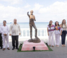 Karina Carrion 2024 Unveiling Cousteau’s statue